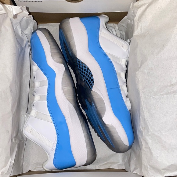 Air Jordan 11 retro low baby blue brand new size 9 - Picture 1 of 6